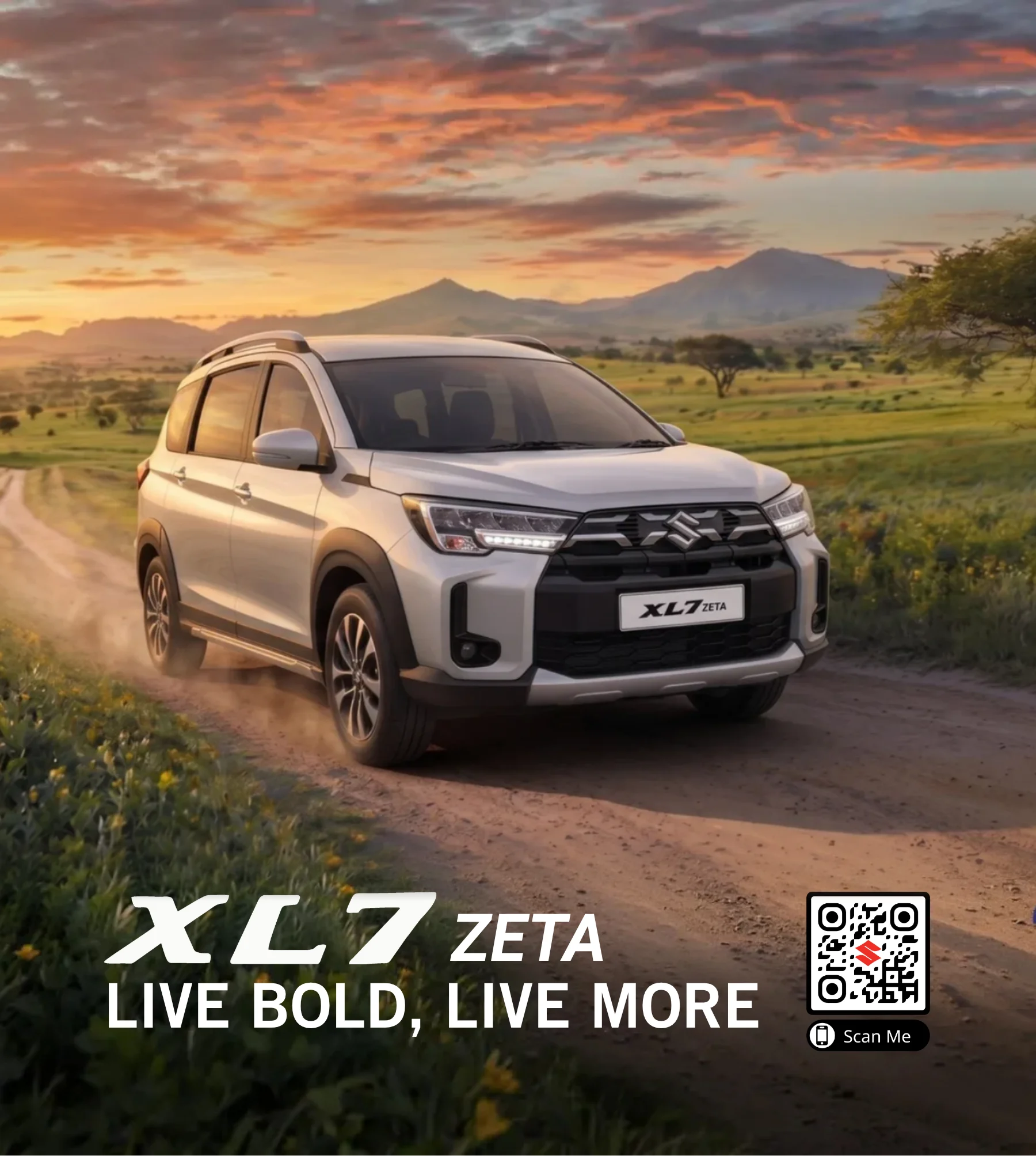 Suzuki XL7 Zeta putih terbaru melaju di jalan off-road saat senja keemasan, pemandangan pegunungan dan langit oranye, cocok untuk petualangan di sekitar Kota Batam.